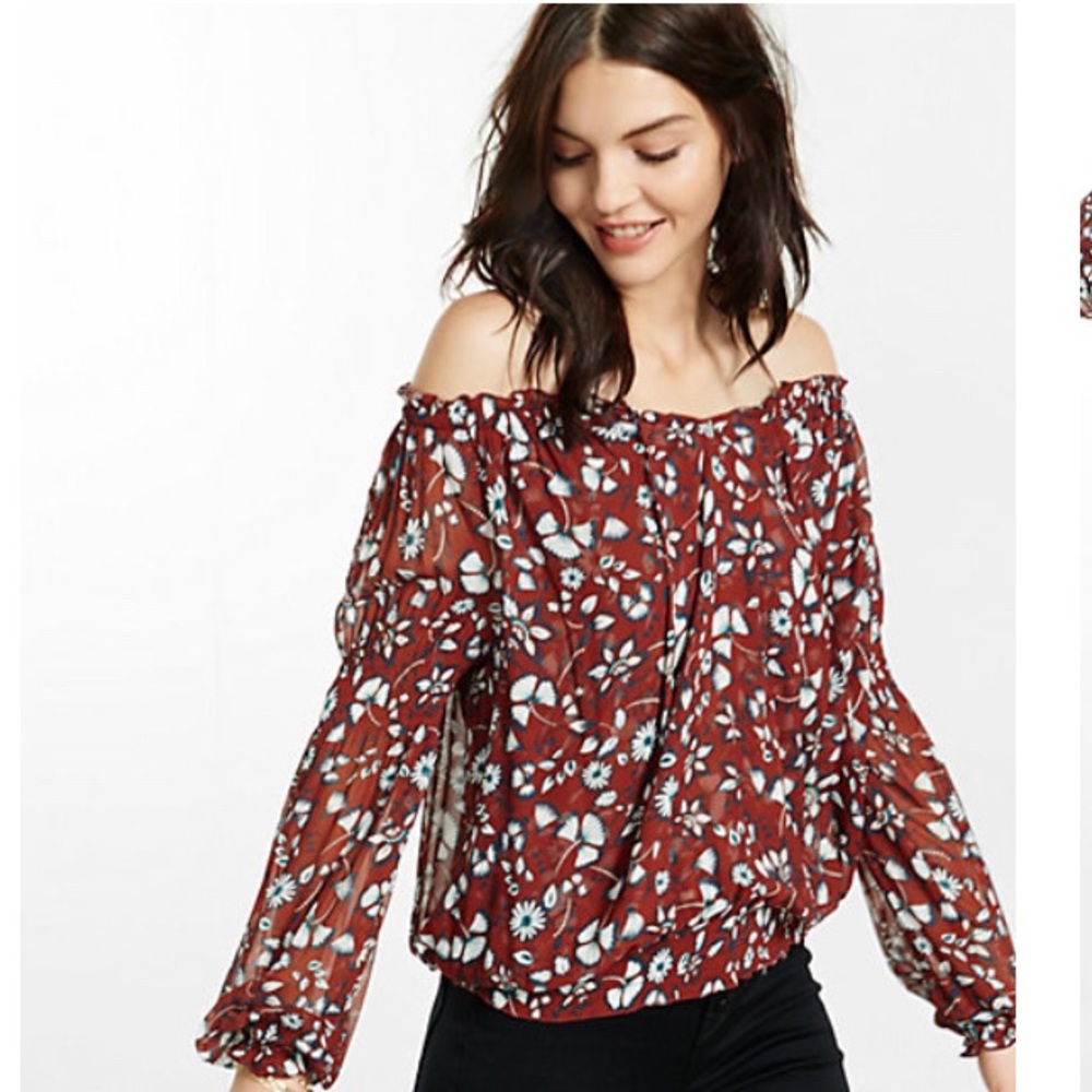 Express Top, Off the shoulder, maroon, size medium